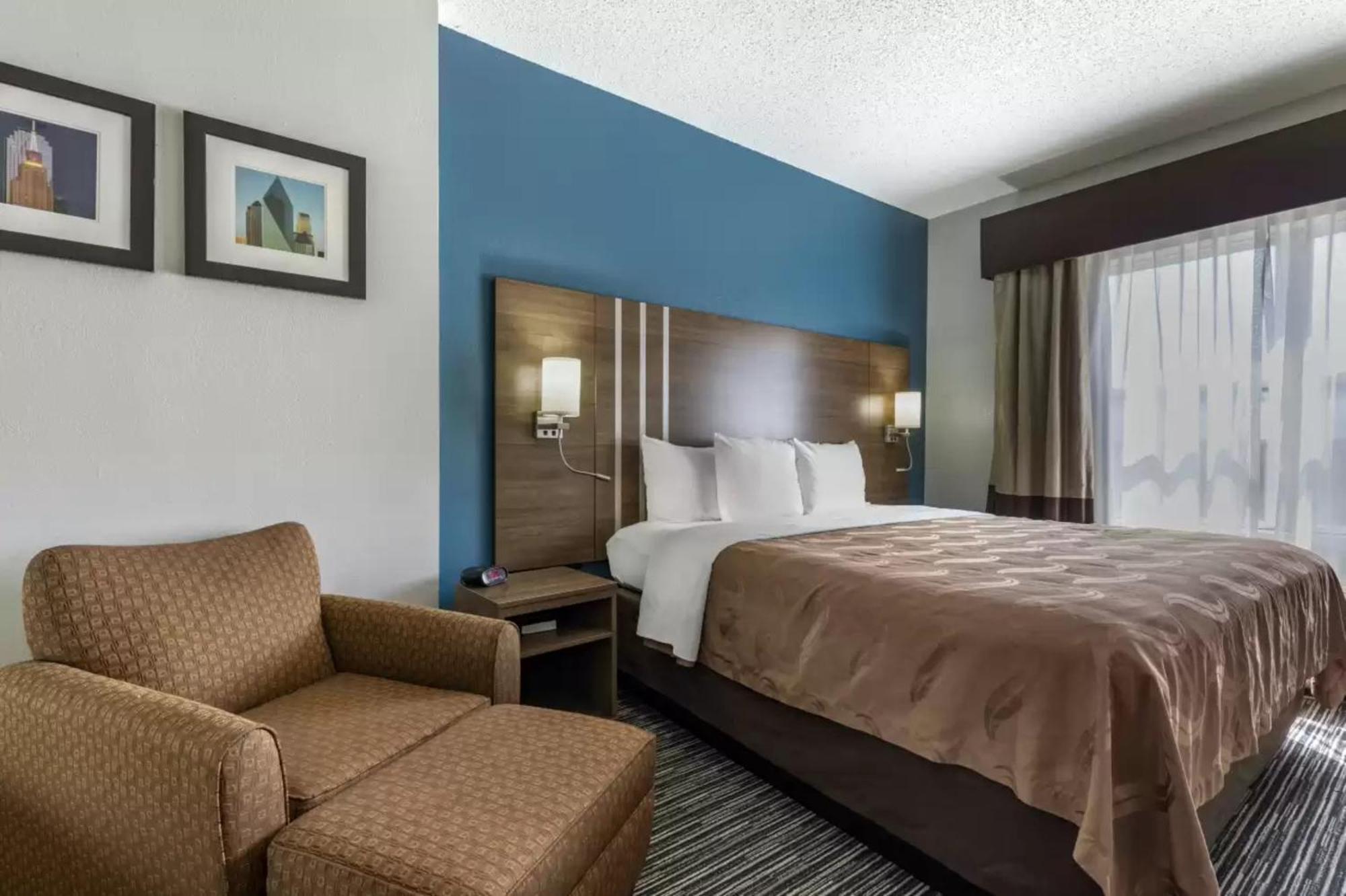 Quality Inn & Suites I-35 E-Walnut Hill Dallas Kültér fotó
