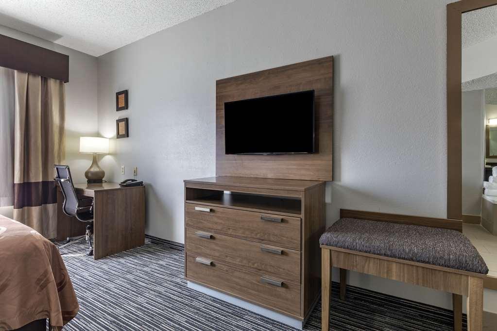 Quality Inn & Suites I-35 E-Walnut Hill Dallas Szoba fotó