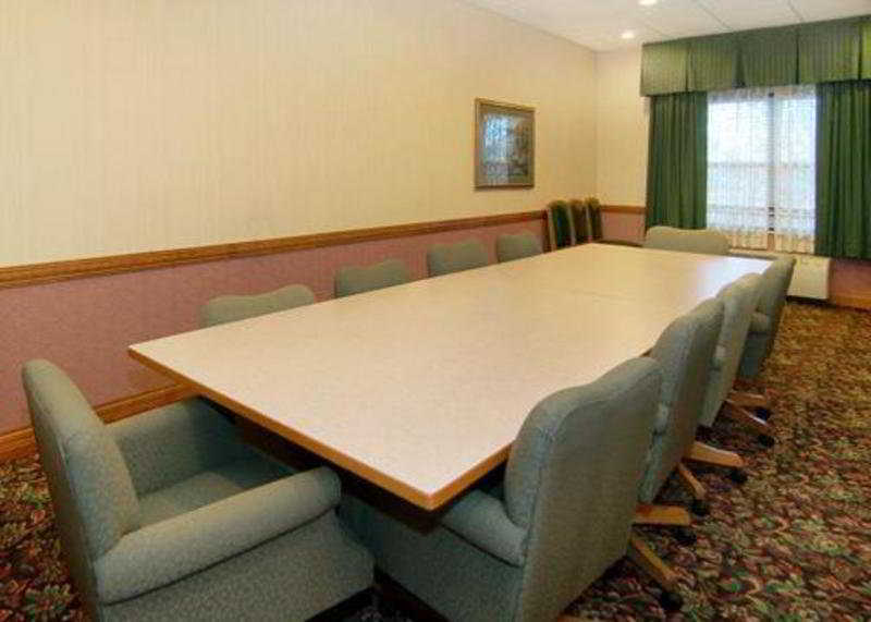 Quality Inn & Suites I-35 E-Walnut Hill Dallas Létesítmények fotó